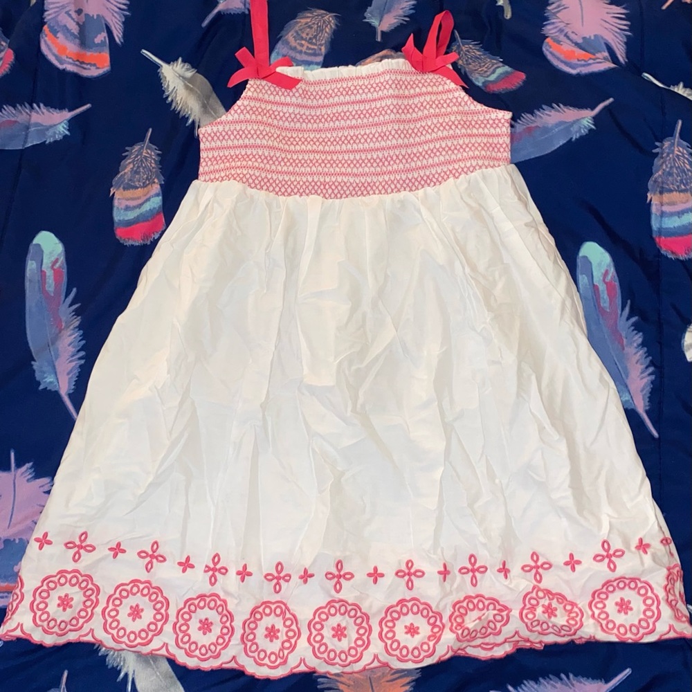 EPK white and dark pink dress actual price-15.00 my price-10.00 size 12